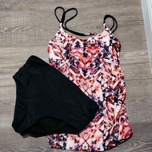 Maternity tankini and bikini bottoms